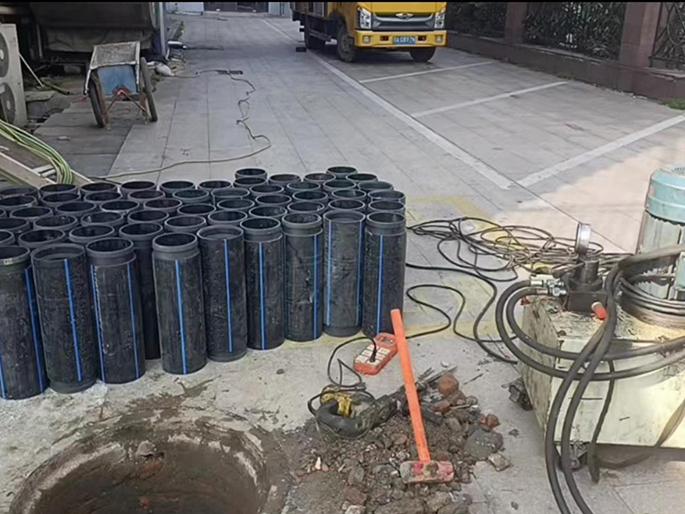 园林办事处PE置换管厂家 DN315置换管 非开挖管短管置换